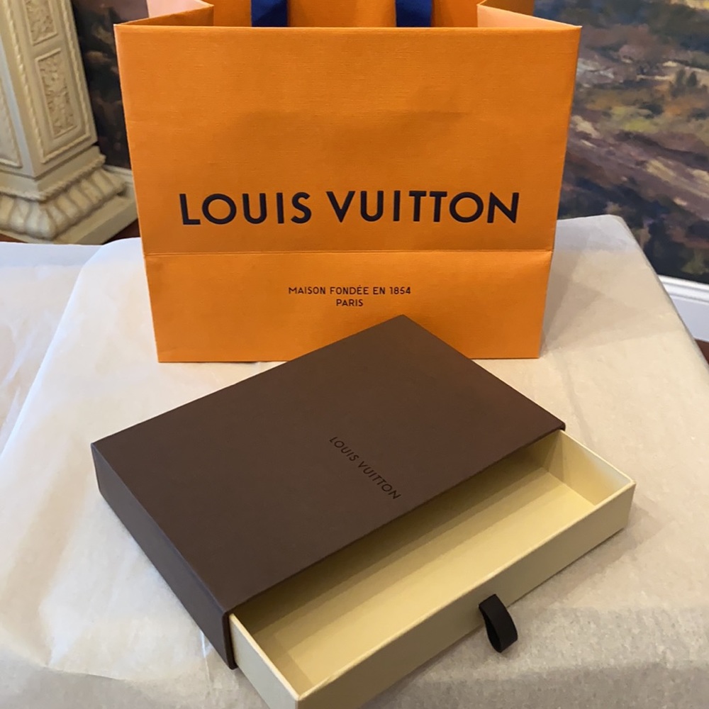 Louis Vuitton Bundle - image 1
